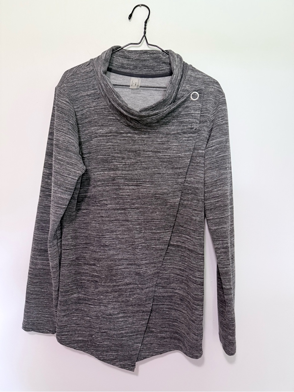 Danskin Women’s Large Gray Cowl Neck / Cardigan Top